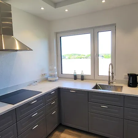 Emily Apartments, Moderne Ruhige Wohnung, Nur 4 Km Von Der A2 Apartment *