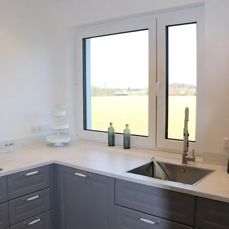 Emily Apartments, Moderne Ruhige Wohnung, Nur 4 Km Von Der A2 Apartment