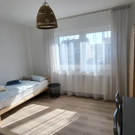 Emily Apartments, Moderne Ruhige Wohnung, Nur 4 Km Von Der A2 Apartment
