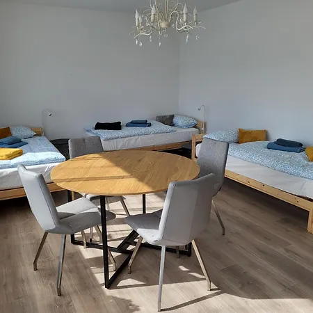 Emily Apartments, Moderne Ruhige Wohnung, Nur 4 Km Von Der A2 Apartment *
